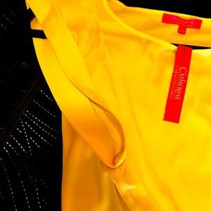 Silky top loose neon green is the color